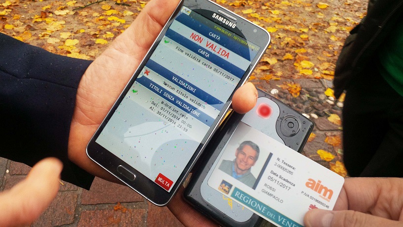 aim_card_smartphone tviweb