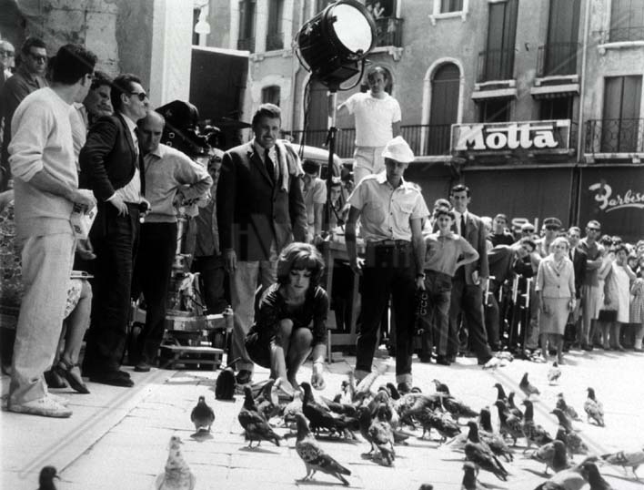 signore_e_signori_virna_lisi_pietro_germi_011_jpg_xqmn