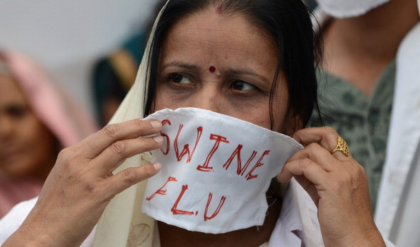 INDIA-HEALTH-FLU-PROTEST