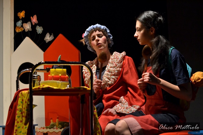 CINQUE REGINE - Theama Teatro - foto di Alice Mattiolo (2)