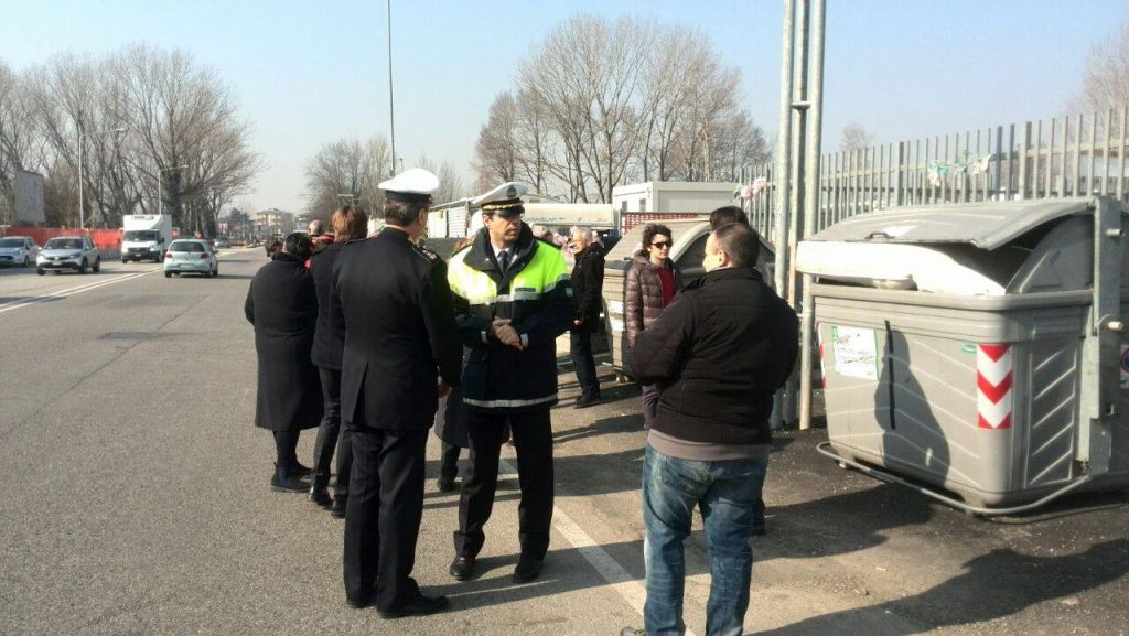 CAMPO NOMADI – Staccate le utenze, ma non tutte