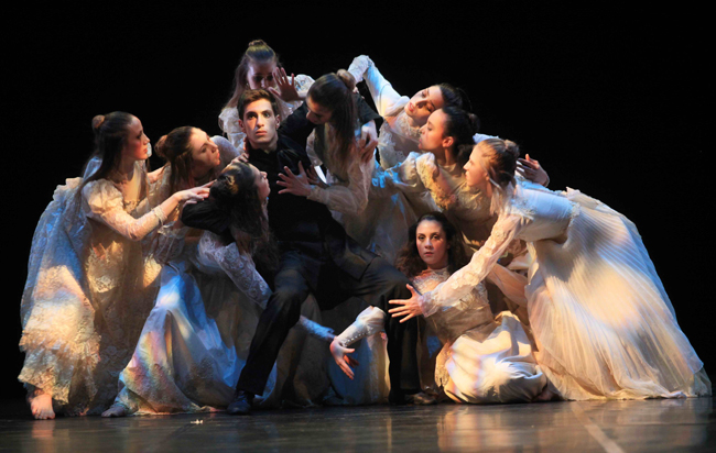 Giselle Junior Balletto di Toscana copyright Fulvio Impiumi (12)