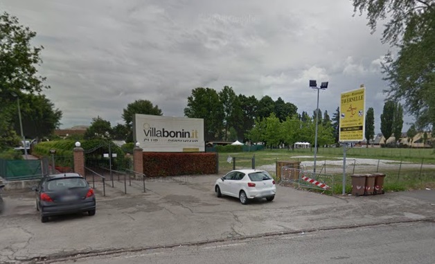 villa bonin parcheggio