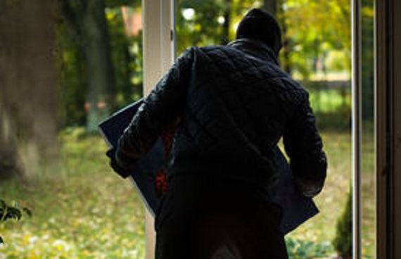 A theft of a painting by a sneaky burglar