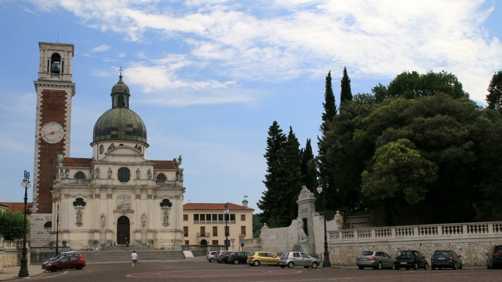 VICENZA – Chiesto l'esercito per le Porte Sante in occasione del Giubileo