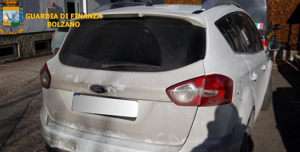 NORDEST – Fermati con un quintale di cocaina alla frontiera