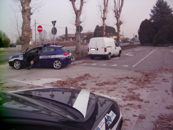 GRUMOLO – Senza assicurazione, multa da 2880 euro grazie al Targasystem