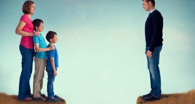 VICENZA: Doppio domicilio ai figli dei separati