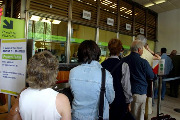 BASSANO – Niente fila in posta grazie allo smartphone