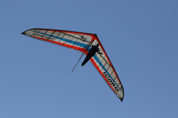 SCHIO- Tragedia, muore deltaplanista sul Novegno