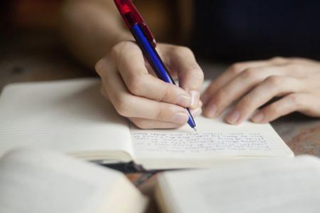 ARZIGNANO – I temi in dialetto dei ragazzi delle medie premiati dalla regione