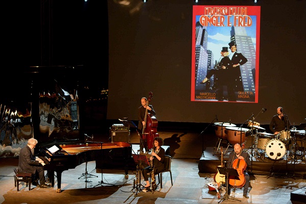 la musica è pericolosa_low