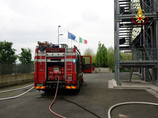 CAMISANO – Fiamme alla Cereal Docks