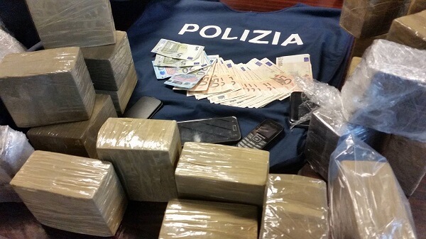 13128637_10153627300711395_739936647_o