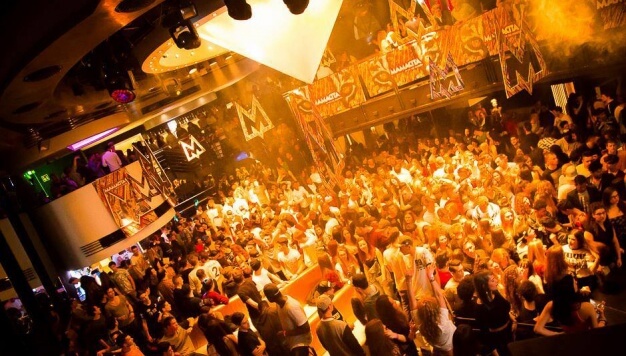 BASSANO – Botte e sangue in discoteca, 13 arresti