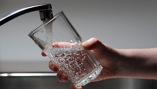 GUELPH, ON. March 18, 2009 - Tap water. (Guelph Mercury/Ryan Pfeiffer) SEE STORY BY: NICOLE