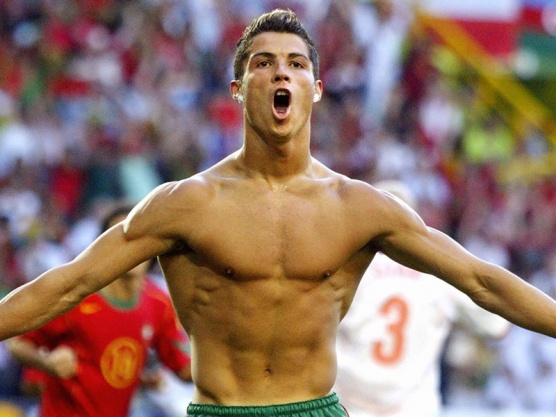 CALCIO- Le lacrime diverse di Ronaldo e Messi